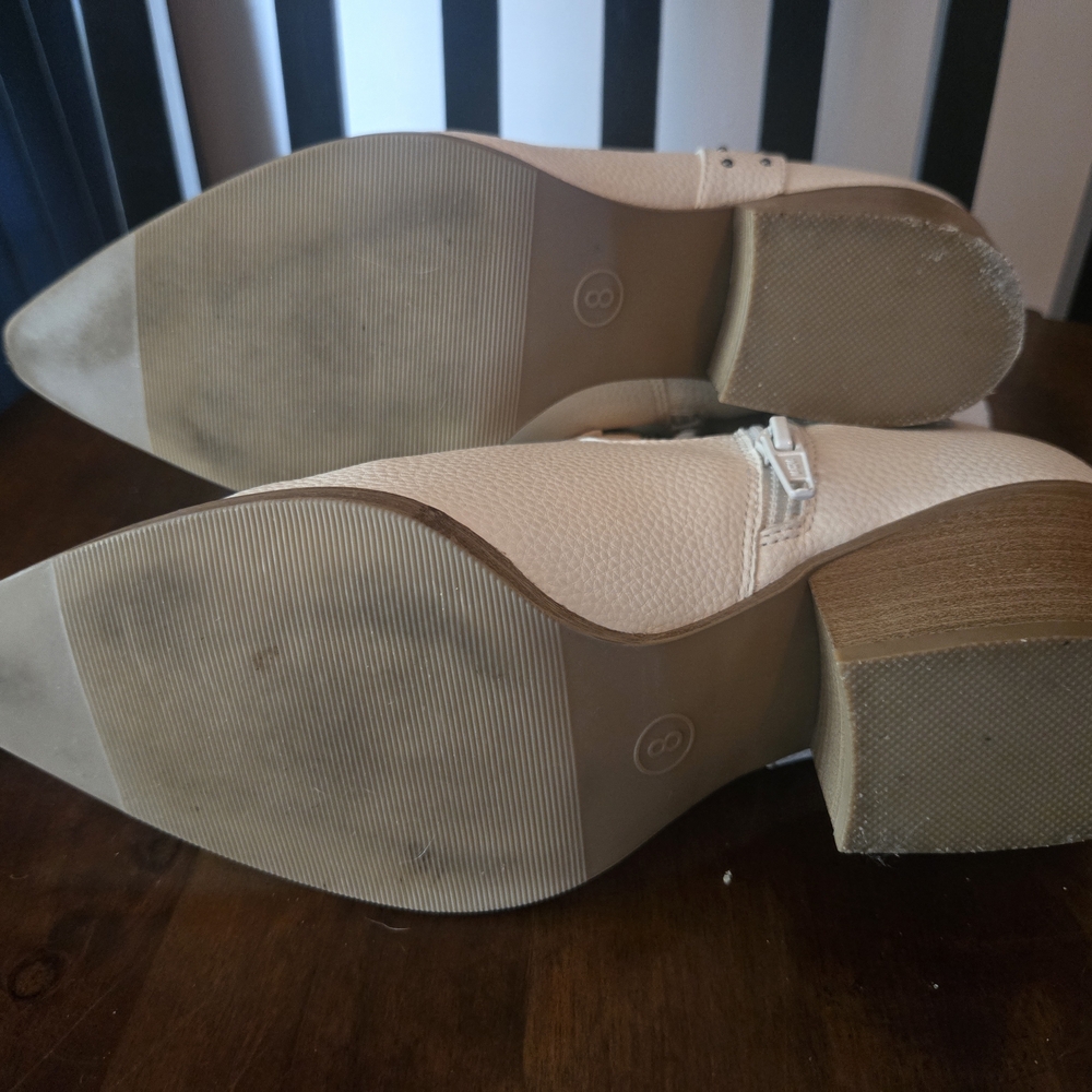 Universal Threads Size 8 Studded Zip Up Booties - Picture 7 of 7